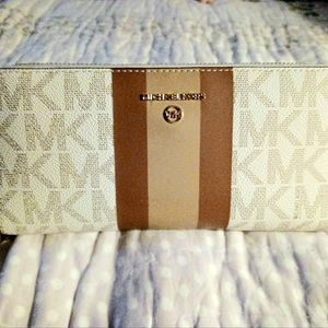 Michael Kors Logo Stripe Continental Wristlet